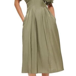 Kensie
Short Sleeve Smocked Waist A-Line Midi Dress - Sage